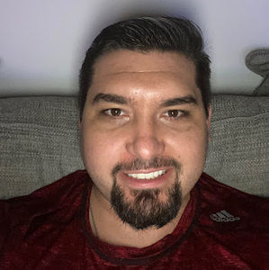 Meet your Posher, Travis